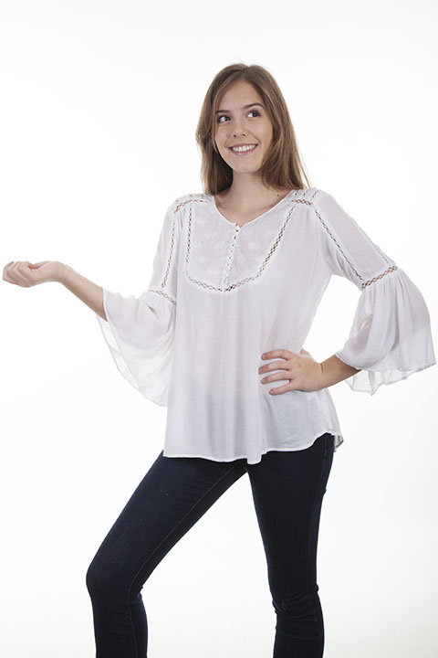 (image for) Hi/lo lace crochet blouse