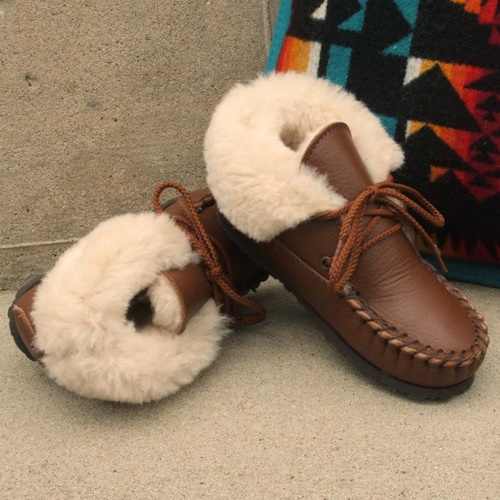 (image for) Children's 2-Eyelet Sheepskin Ankle Boot Slippers