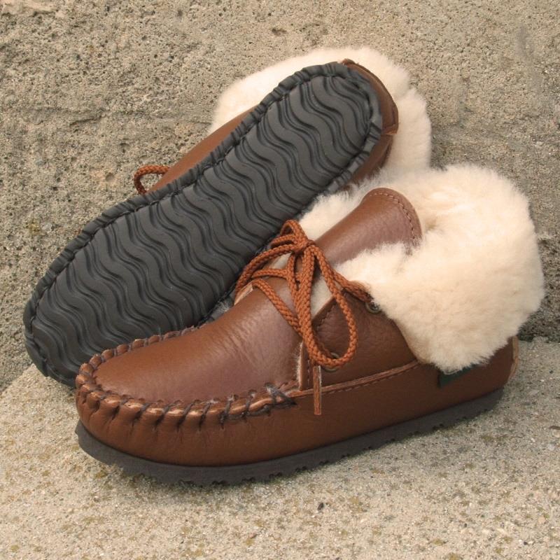 (image for) Children's 2-Eyelet Sheepskin Ankle Boot Slippers
