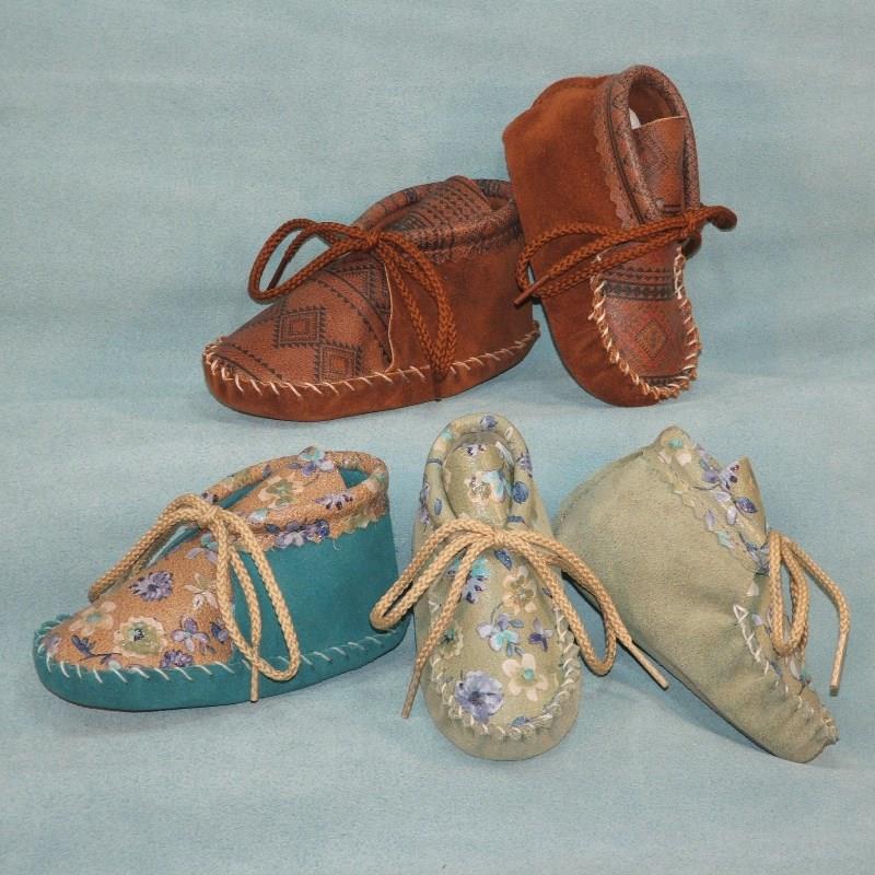 (image for) Infant Patterned Suede Booties